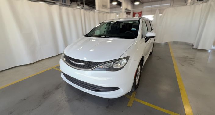 Thumbnail: 2018 Chrysler Pacifica - 1