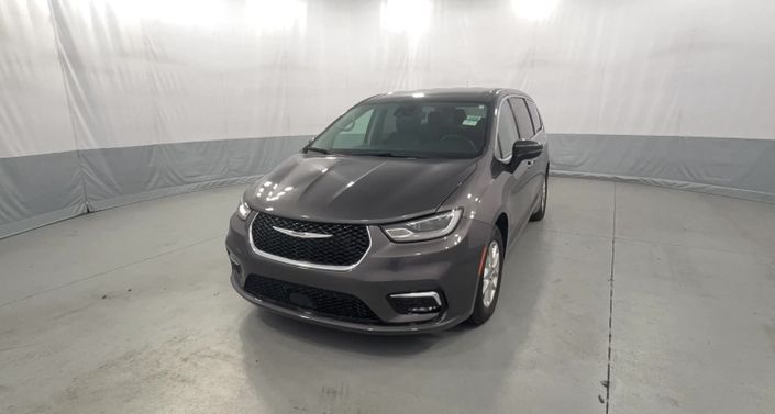 Thumbnail: 2023 Chrysler Pacifica - 1