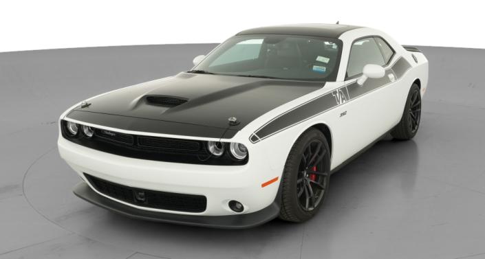 Thumbnail: 2018 Dodge Challenger - 1