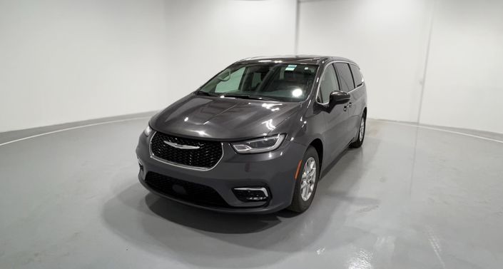 Thumbnail: 2023 Chrysler Pacifica - 1