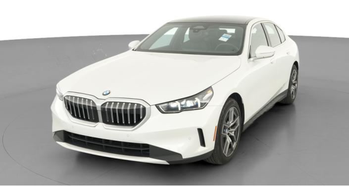 Thumbnail: 2026 BMW 5 Series - 1