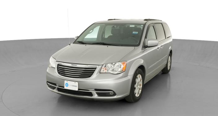 Thumbnail: 2016 Chrysler Town & Country - 1