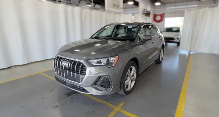 Thumbnail: 2021 Audi Q3 - 1
