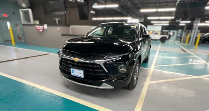 Thumbnail: 2025 Chevrolet Blazer - 1