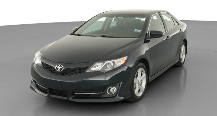 2014 Toyota Camry SE -
                  Trenton, OH