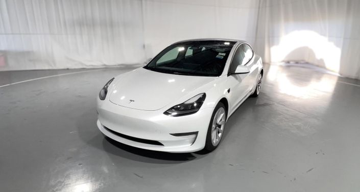 Thumbnail: 2022 Tesla Model 3 - 1