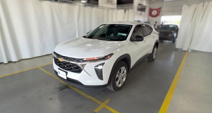Thumbnail: 2024 Chevrolet Trax - 1