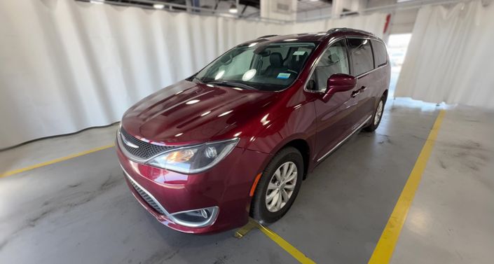 Thumbnail: 2019 Chrysler Pacifica - 1
