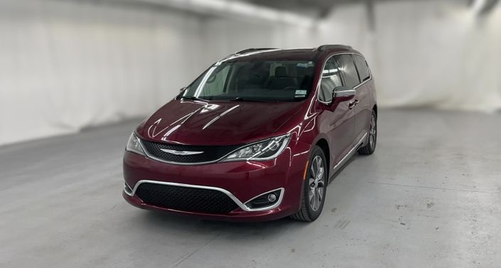 Thumbnail: 2017 Chrysler Pacifica - 1