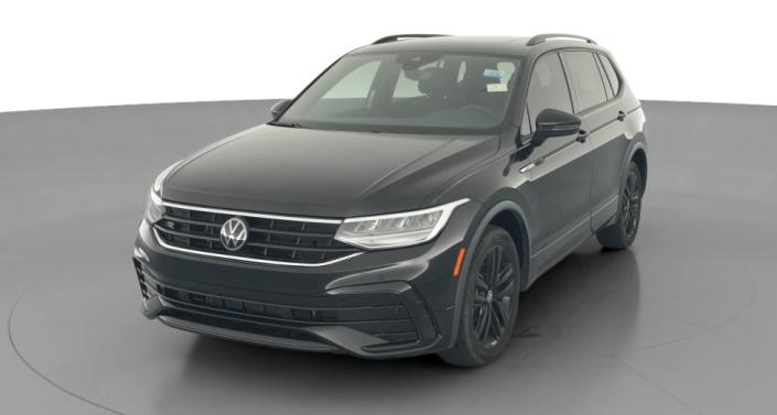 Thumbnail: 2022 Volkswagen Tiguan - 1
