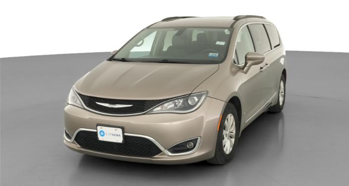 Thumbnail: 2017 Chrysler Pacifica - 1