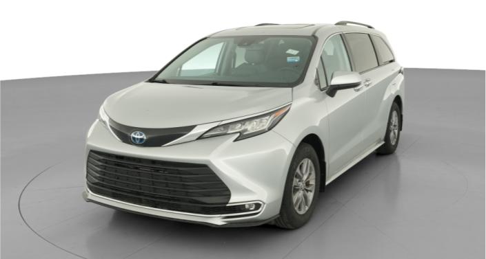 Thumbnail: 2023 Toyota Sienna - 1