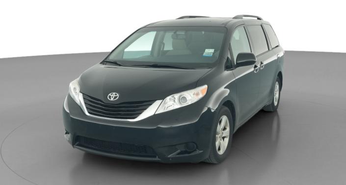 Thumbnail: 2017 Toyota Sienna - 1