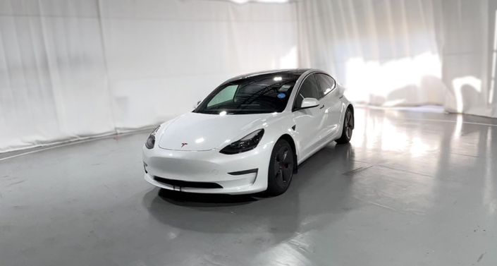 Thumbnail: 2022 Tesla Model 3 - 1