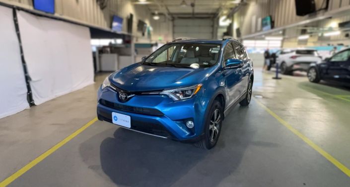 Thumbnail: 2017 Toyota RAV4 - 1