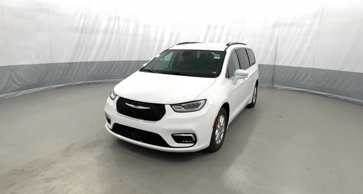 Thumbnail: 2022 Chrysler Pacifica - 1