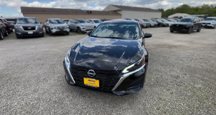 Thumbnail: 2025 Nissan Altima - 1