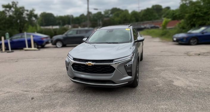 Thumbnail: 2025 Chevrolet Trax - 1