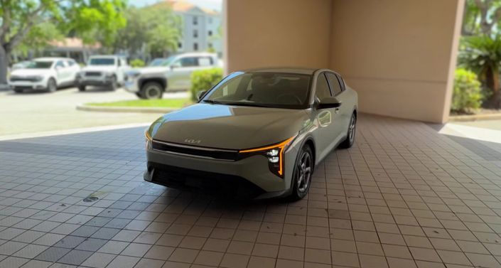 Thumbnail: 2025 Kia K4 - 1