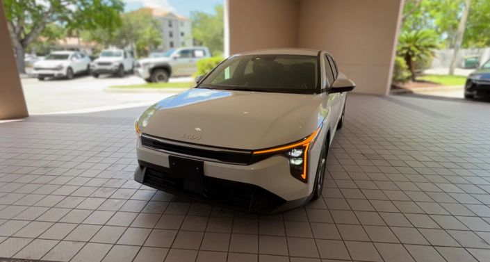 Thumbnail: 2025 Kia K4 - 1