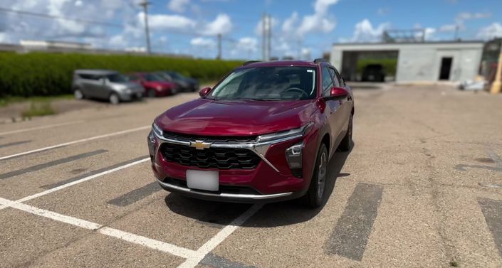 Thumbnail: 2025 Chevrolet Trax - 1