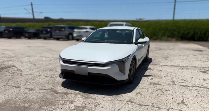 Thumbnail: 2025 Kia K4 - 1