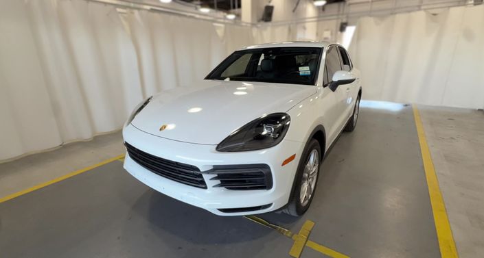 Thumbnail: 2020 Porsche Cayenne - 1