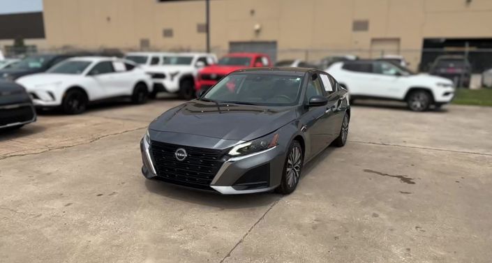 Thumbnail: 2025 Nissan Altima - 1