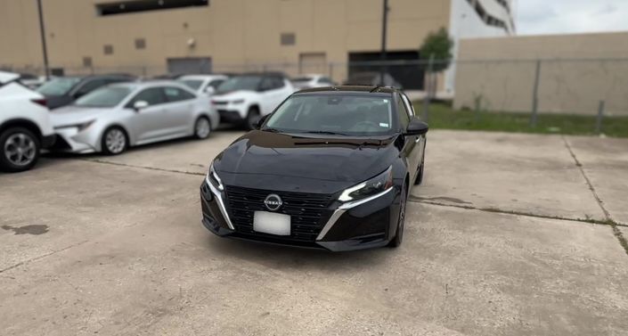 Thumbnail: 2025 Nissan Altima - 1