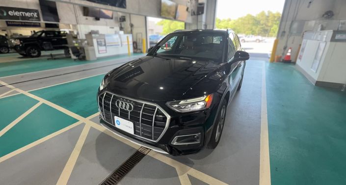 Thumbnail: 2023 Audi Q5 - 1