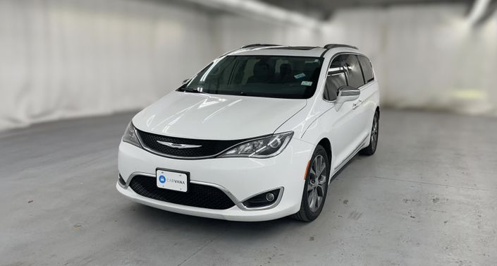 Thumbnail: 2017 Chrysler Pacifica - 1