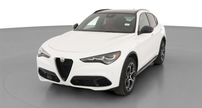 Thumbnail: 2024 Alfa Romeo Stelvio - 1