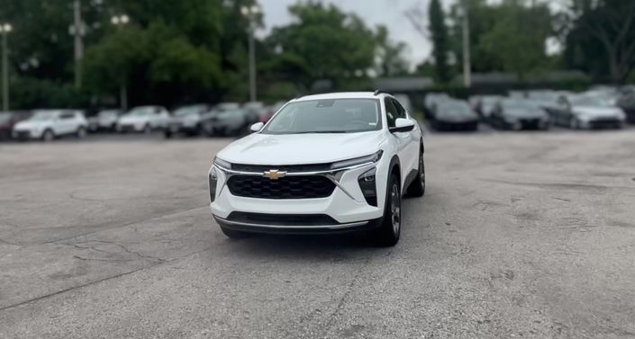 Thumbnail: 2025 Chevrolet Trax - 1