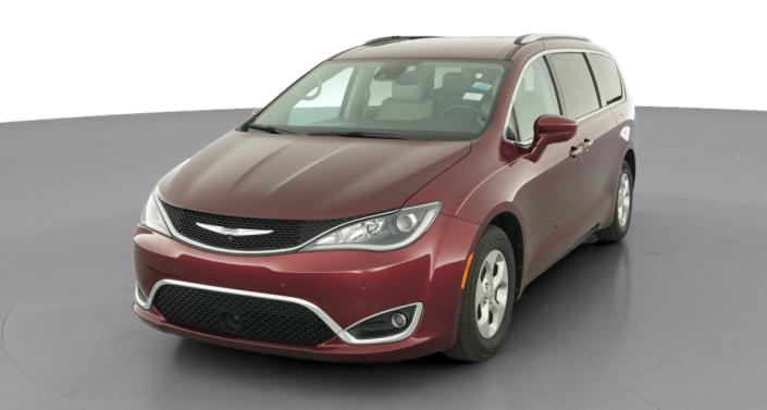 Thumbnail: 2017 Chrysler Pacifica - 1