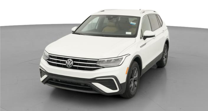 Thumbnail: 2023 Volkswagen Tiguan - 1