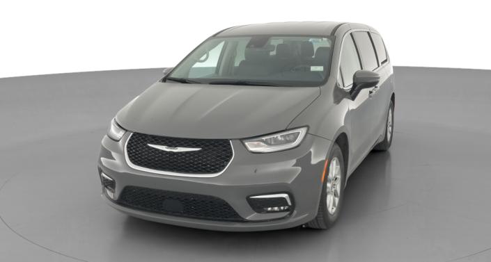 Thumbnail: 2023 Chrysler Pacifica - 1
