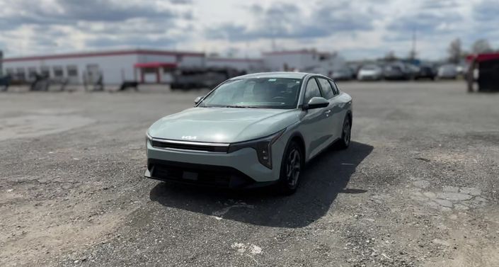 Thumbnail: 2025 Kia K4 - 1