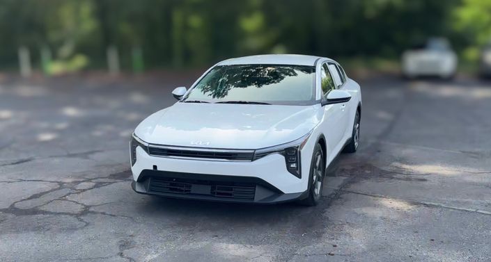 Thumbnail: 2025 Kia K4 - 1