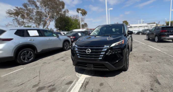 Thumbnail: 2025 Nissan Rogue - 1