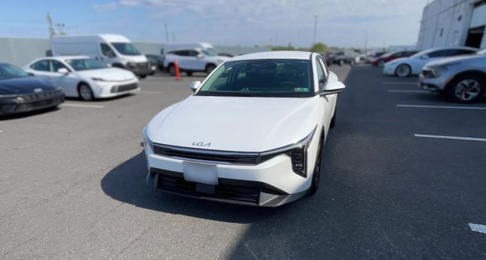 Thumbnail: 2025 Kia K4 - 1