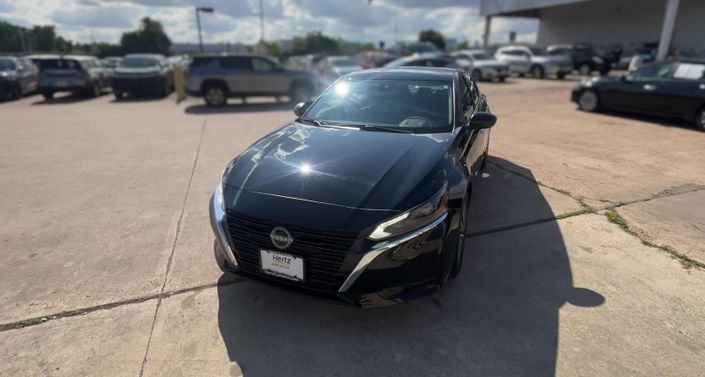 Thumbnail: 2025 Nissan Altima - 1