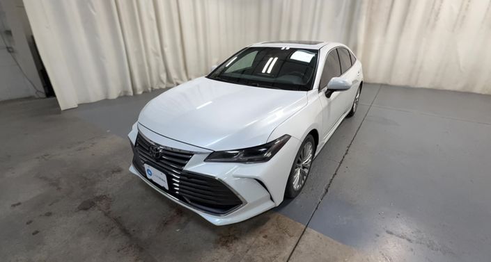 Thumbnail: 2019 Toyota Avalon - 1