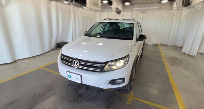 Thumbnail: 2017 Volkswagen Tiguan - 1