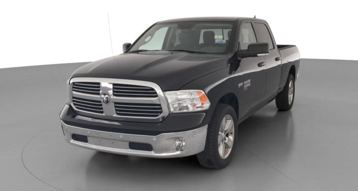 Thumbnail: 2019 RAM 1500 Classic - 1
