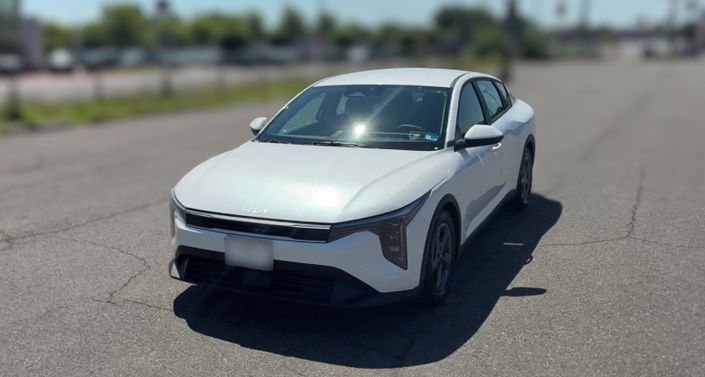 Thumbnail: 2025 Kia K4 - 1