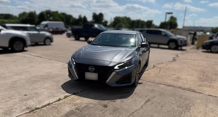 Thumbnail: 2025 Nissan Altima - 1