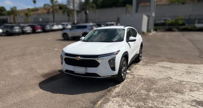 Thumbnail: 2025 Chevrolet Trax - 1