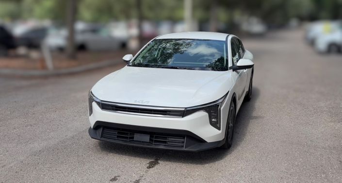 Thumbnail: 2025 Kia K4 - 1