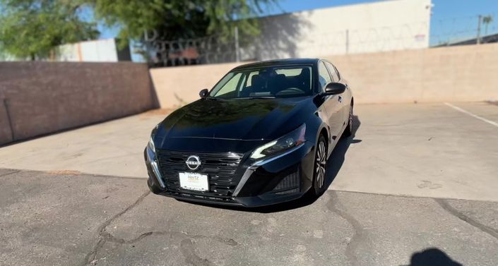 Thumbnail: 2025 Nissan Altima - 1
