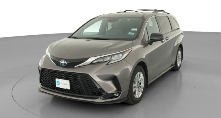 Thumbnail: 2022 Toyota Sienna - 1